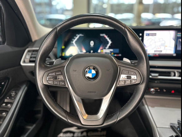 2022 BMW 3 серии 318i VII (G2x) Рестайлинг, чёрный, 3250915 рублей - вид 27