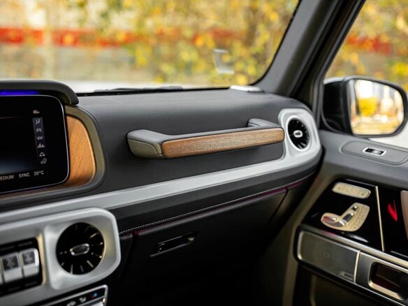 2021 Mercedes-Benz G-Класс 400 d III (W463), чёрный, 16200000 рублей - вид 15