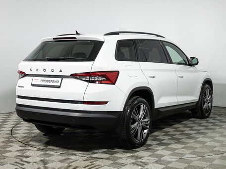 2019 Skoda Kodiaq I, белый, 2249700 рублей, вид 5