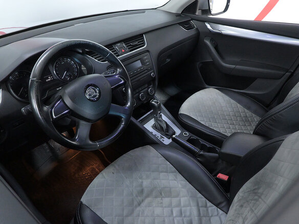 2014 Skoda Octavia III (A7), серебристый, 1050000 рублей - вид 6