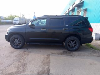 2011 Toyota Sequoia II, чёрный, 3000000 рублей, вид 3
