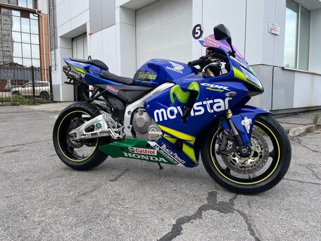 2006 Honda CBR 600RR, синий, 450000 рублей, вид 1