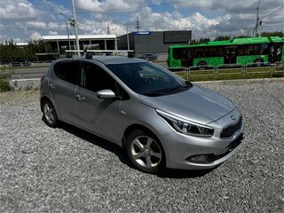 2013 Kia Ceed II, серебристый, 900000 рублей, вид 3