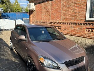 2008 Kia Ceed I, бежевый, 750000 рублей, вид 4