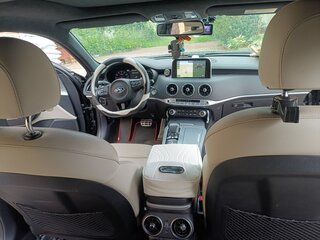 2018 Kia Stinger I, чёрный, 2359000 рублей, вид 4