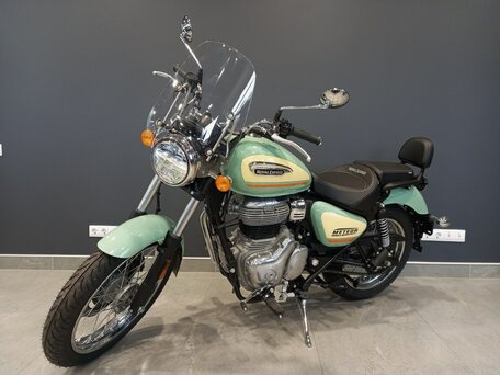 2025 Royal Enfield Meteor, зелёный, 528000 рублей, вид 1