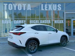 2025 Lexus NX 200 II, белый, 6449000 рублей, вид 4