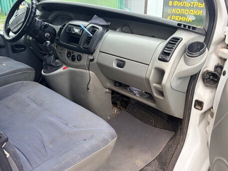 2003 Nissan Primastar, белый, 830000 рублей, вид 5