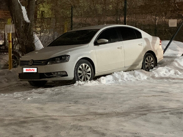 2012 Volkswagen Passat B7, белый - вид 16