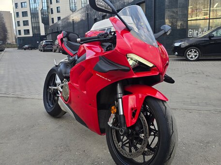 2021 Ducati Panigale V4, красный, 2390000 рублей, вид 5