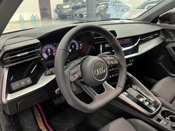 2022 Audi A3 35 TFSI IV (8Y), пурпурный, 2100000 рублей - вид 14