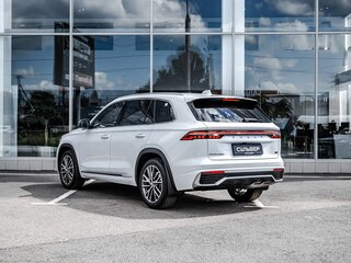 2025 Geely Monjaro I Рестайлинг, белый, 4553991 рублей, вид 2