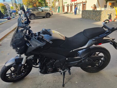 2022 Bajaj Dominar 400, чёрный, 320000 рублей, вид 2