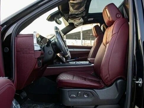 2025 Cadillac Escalade V Рестайлинг, чёрный, 26500000 рублей - вид 13