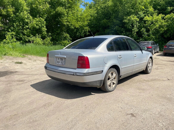 2000 Volkswagen Passat B5, серый, 265000 рублей - вид 5