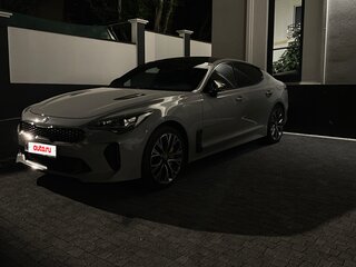 2018 Kia Stinger I, серебристый, 2900000 рублей, вид 4