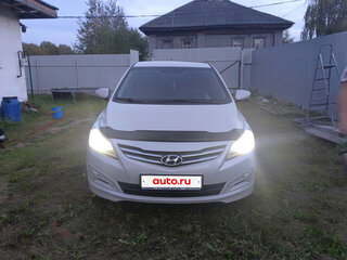 2014 Hyundai Solaris I Рестайлинг, бежевый, 900000 рублей, вид 3