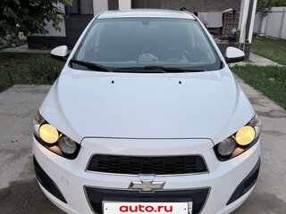 2013 Chevrolet Aveo II, белый, 468000 рублей, вид 1
