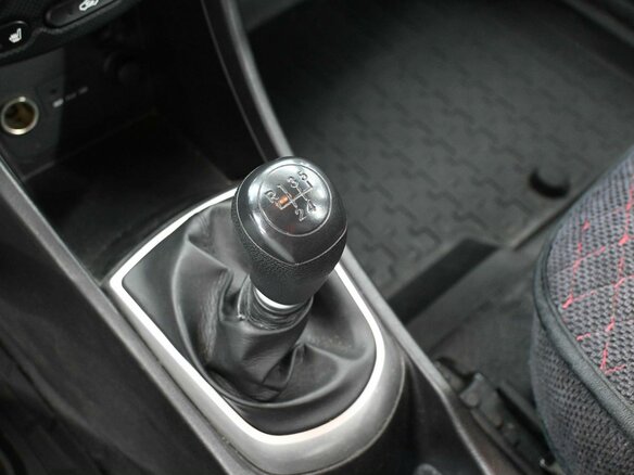 2013 Hyundai Accent IV, красный, 979900 рублей - вид 16