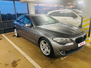 2012 BMW 5 серии 530d xDrive VI (F10/F11/F07), серый, 2200000 рублей, вид 1