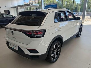 2026 Volkswagen T-Roc I (China Market) Рестайлинг, белый, 1850325 рублей, вид 4