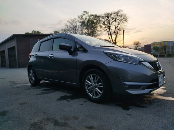 2018 Nissan Note II Рестайлинг, серый - вид 2