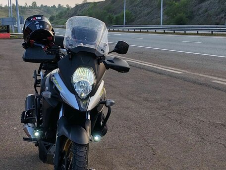 2017 Suzuki V-Strom DL 650, жёлтый, 820000 рублей, вид 2