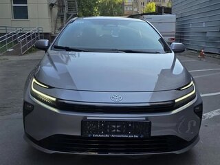 2026 Toyota Corolla XII (E210) Рестайлинг 2, серый, 2500000 рублей, вид 2