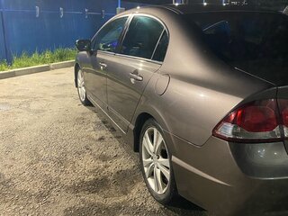 2010 Honda Civic VIII Рестайлинг, коричневый, 880000 рублей, вид 4