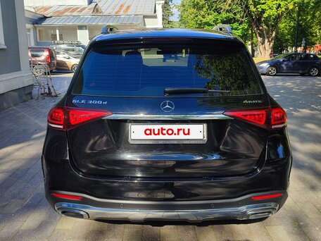 2021 Mercedes-Benz GLE 300 d II (V167), чёрный, 5990000 рублей, вид 3