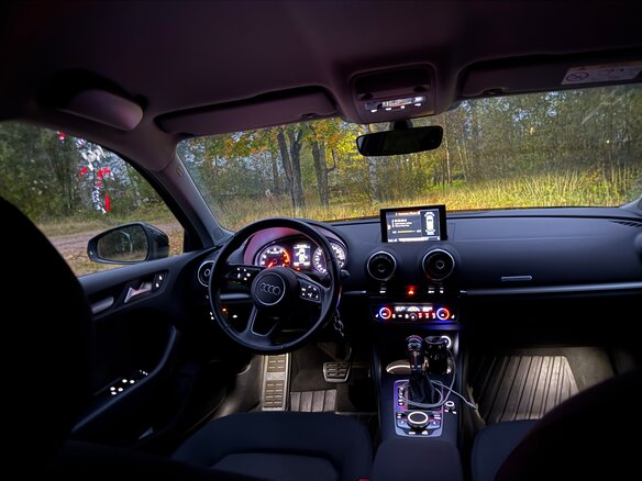 2016 Audi A3 III (8V) Рестайлинг, чёрный, 2090000 рублей - вид 12