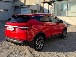 2023 Geely Coolray I, красный, 2000000 рублей, вид 3