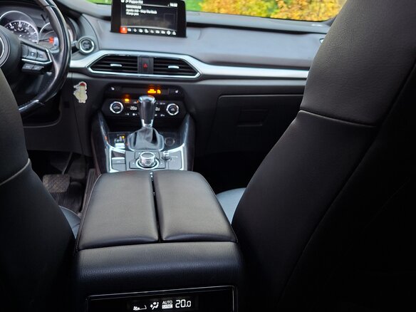 2017 Mazda CX-9 II, чёрный, 2600000 рублей - вид 11