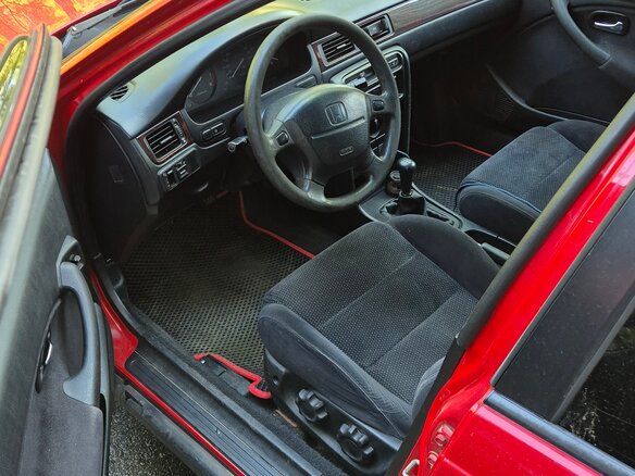 2000 Honda Civic VI Рестайлинг, красный, 375000 рублей - вид 4