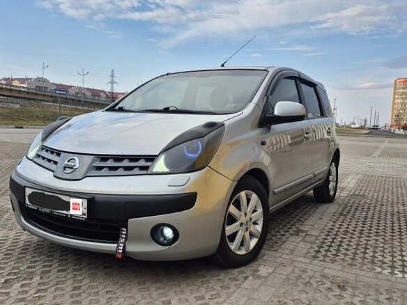 2007 Nissan Note I, серебристый, 570000 рублей