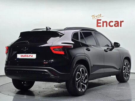 2023 Chevrolet Trax II, чёрный, 1350000 рублей, вид 2