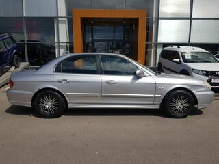 2006 Hyundai Sonata ТагАЗ IV (EF) Рестайлинг, серебристый, 265000 рублей, вид 4
