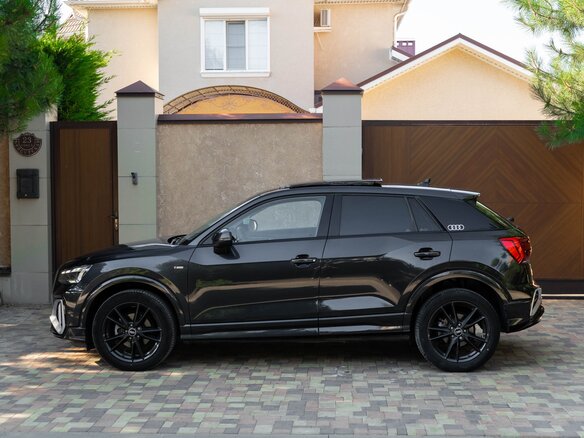2021 Audi Q2 35 TFSI I Рестайлинг, чёрный - вид 8