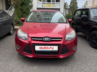 2013 Ford Focus III, красный, 770000 рублей, вид 2