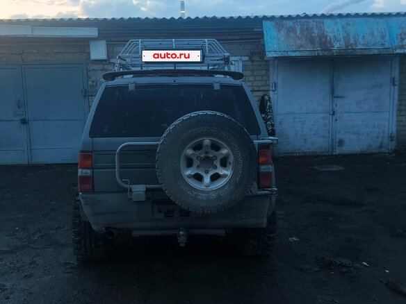 1991 Nissan Terrano I, серый, 400000 рублей - вид 11