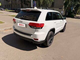 2013 Jeep Grand Cherokee IV (WK2) Рестайлинг, белый, 2000000 рублей, вид 4