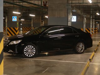 2012 Toyota Camry VII (XV50), чёрный, 1600000 рублей, вид 3