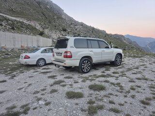 1999 Toyota Land Cruiser 100 Series, белый, 1500000 рублей, вид 1