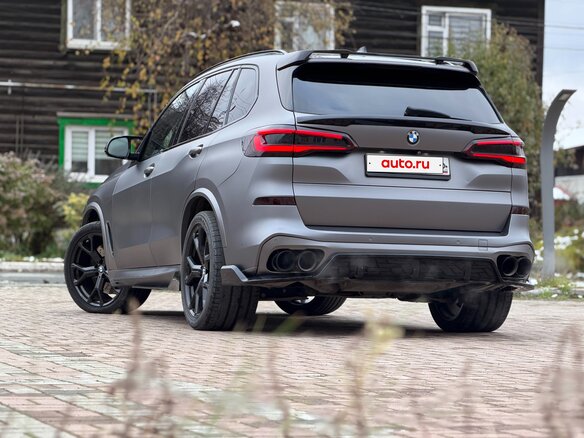 2018 BMW X5 50i IV (G05/G18), чёрный, 4700000 рублей - вид 8