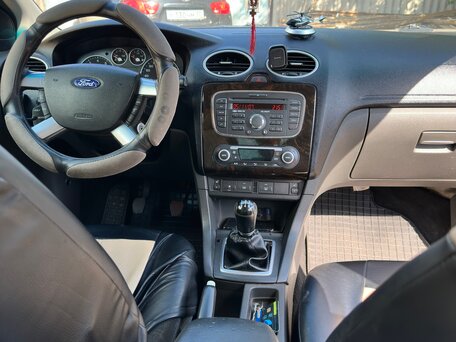 2007 Ford Focus II, серебристый, 400000 рублей, вид 4