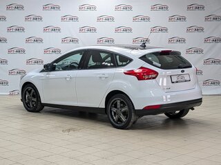 2018 Ford Focus III Рестайлинг, белый, 1149000 рублей, вид 4