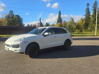 2013 Porsche Cayenne S II (958), белый, 1800000 рублей, вид 3