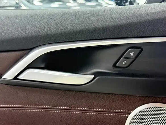 2022 BMW 1 серии 120i III (F52) Рестайлинг, белый, 1650000 рублей - вид 16