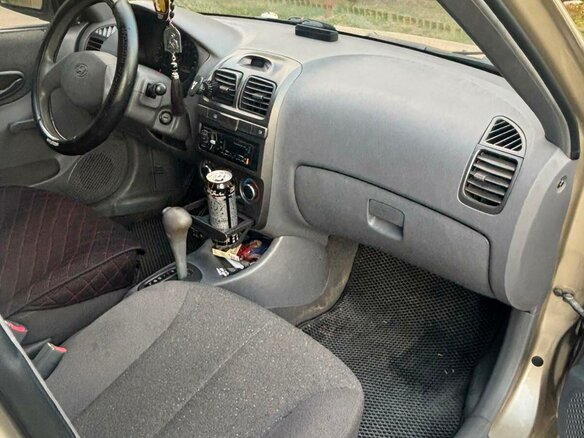 2005 Hyundai Accent ТагАЗ II, бежевый, 430000 рублей - вид 10