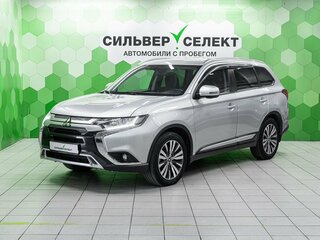2020 Mitsubishi Outlander III Рестайлинг 3, серый, 2300000 рублей, вид 1